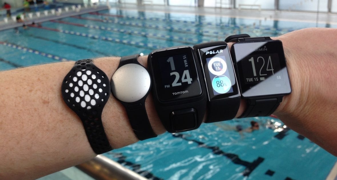 What are the swim metrics in smartphones for pool time