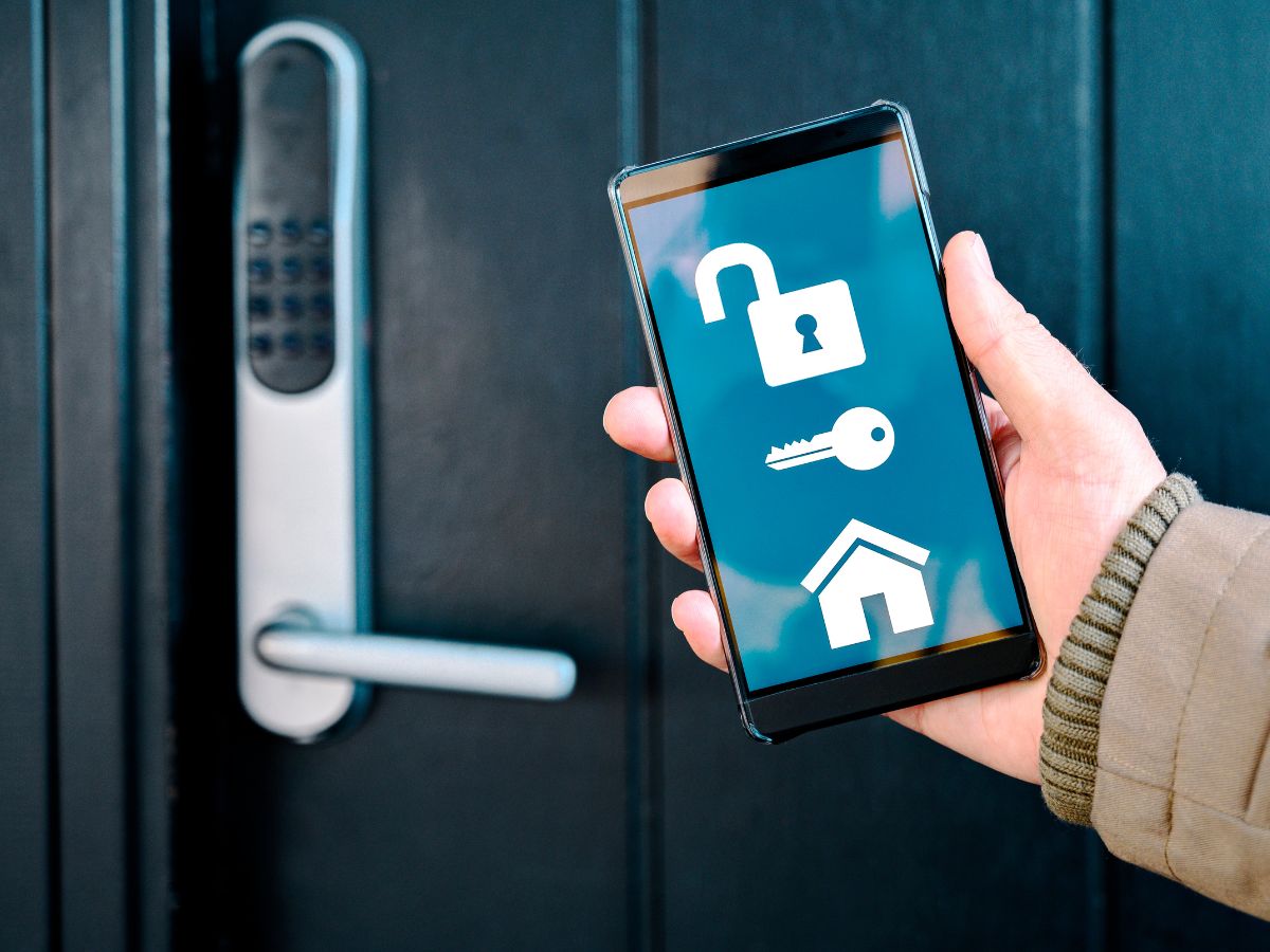 Why to invest in smart lock for doors